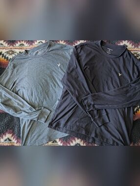 American Eagle Outfitters Men's Long Sleeve Super Soft Black and Heather Grey